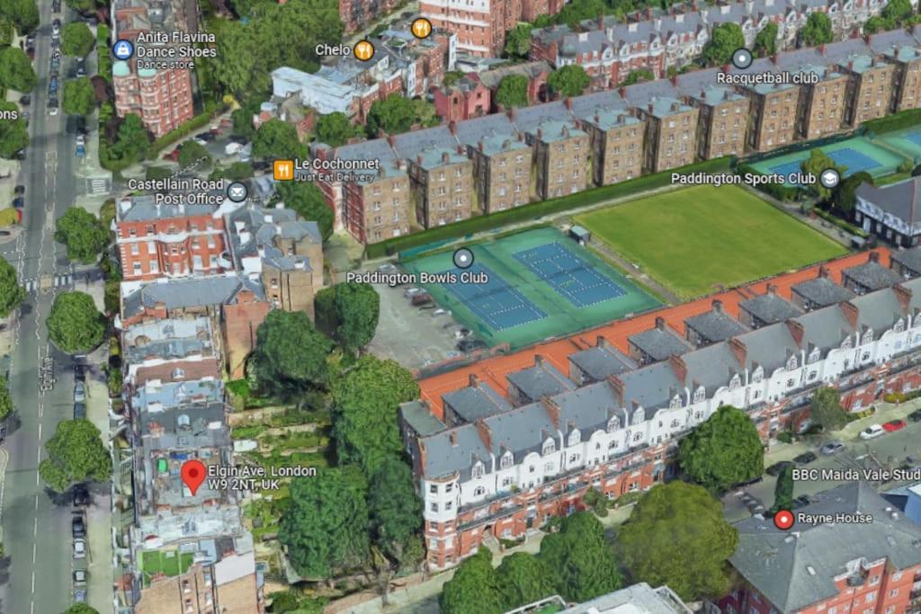 Spacious Flat With Huge Patio In * London